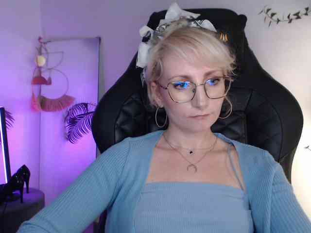 CinderellaMoon webcam
