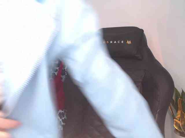 CinderellaMoon webcam