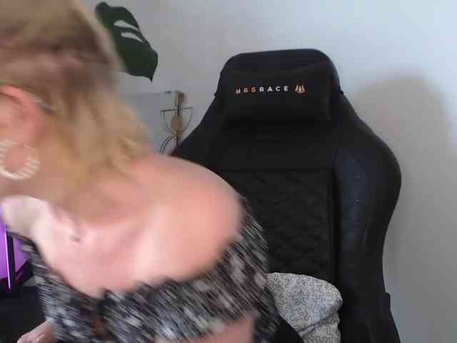 Model: CinderellaMoon