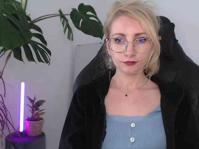 Model: CinderellaMoon