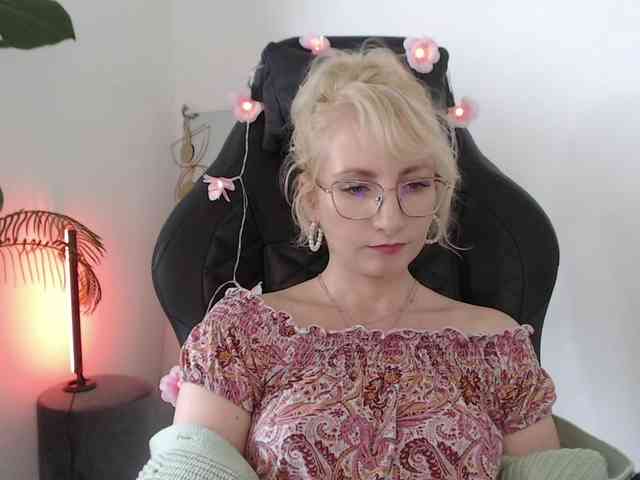 Model: CinderellaMoon