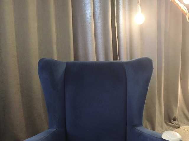 DeliaEffy's BongaCams show and profile