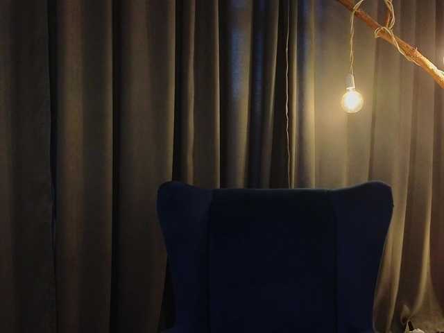 DeliaEffy's BongaCams show and profile