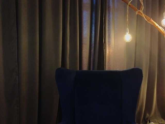 DeliaEffy's BongaCams show and profile