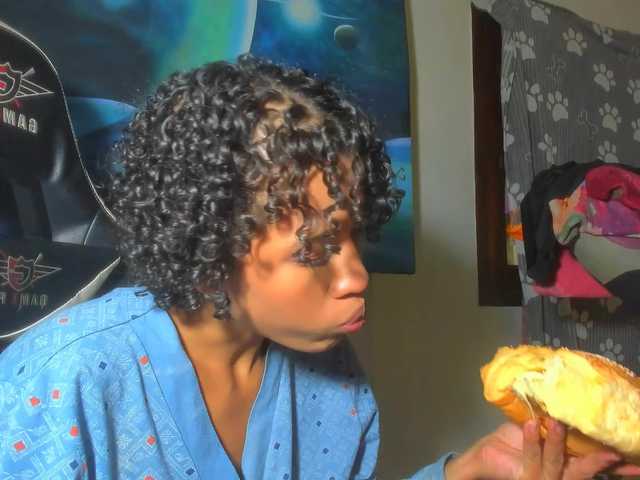 Bad-girl-xxx live cam on BongaCams