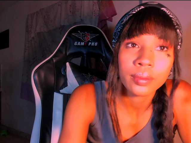 Bad-girl-xxx's BongaCams show and profile