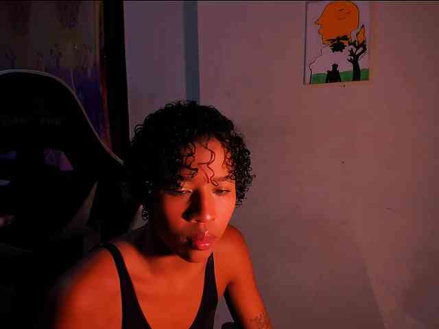 Bad-girl-xxx webcam