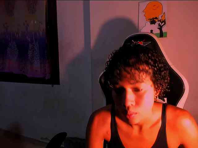 Bad-girl-xxx webcam