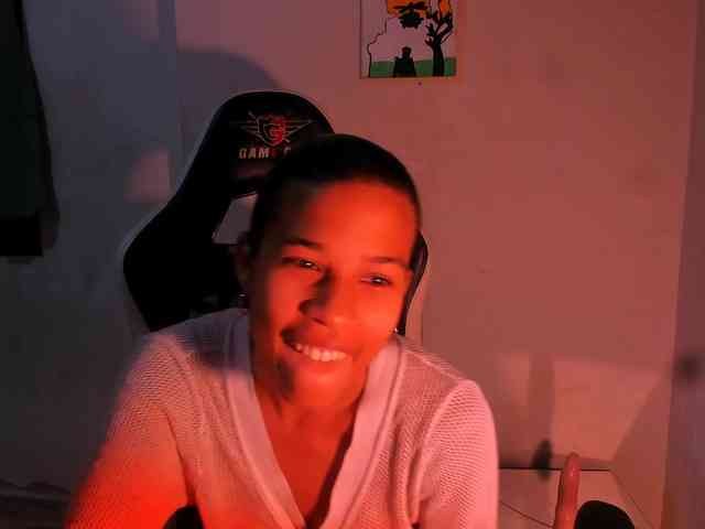 Bad-girl-xxx webcam