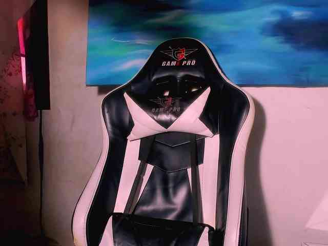 Bad-girl-xxx webcam