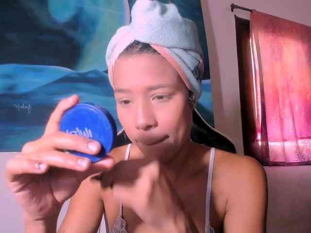 Bad-girl-xxx webcam