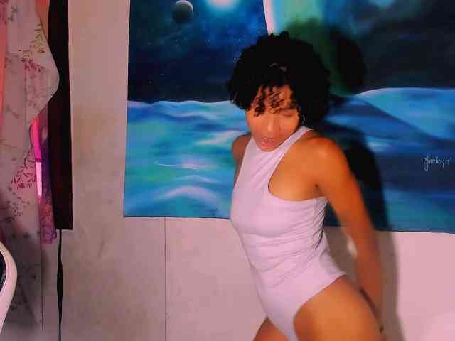 Bad-girl-xxx webcam
