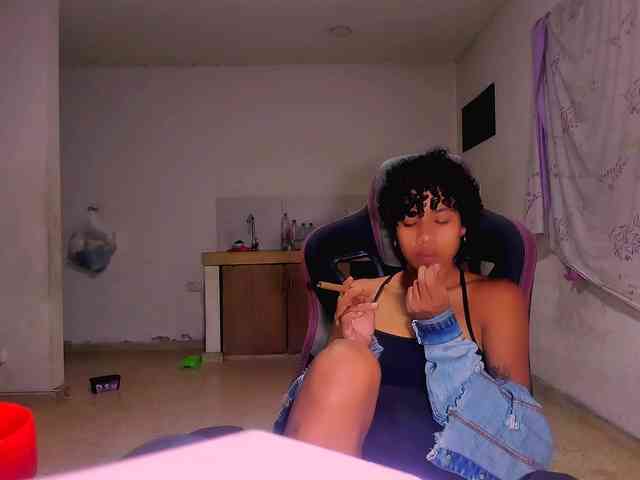 Bad-girl-xxx webcam
