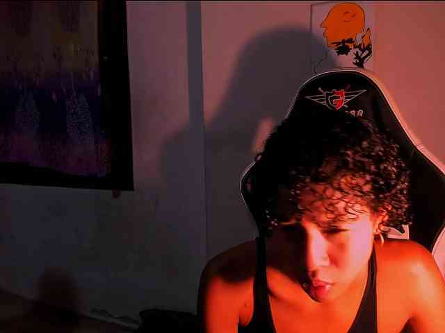 Bad-girl-xxx webcam