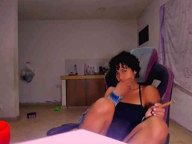 Bad-girl-xxx webcam