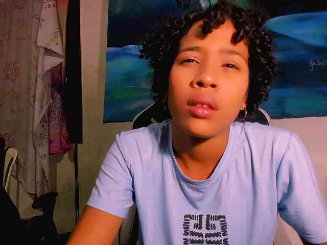 Bad-girl-xxx webcam