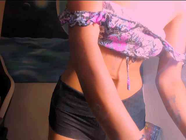 Bad-girl-xxx webcam