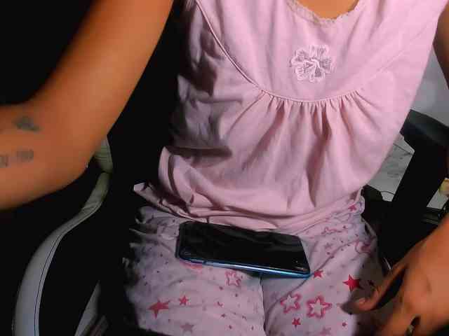 Bad-girl-xxx webcam