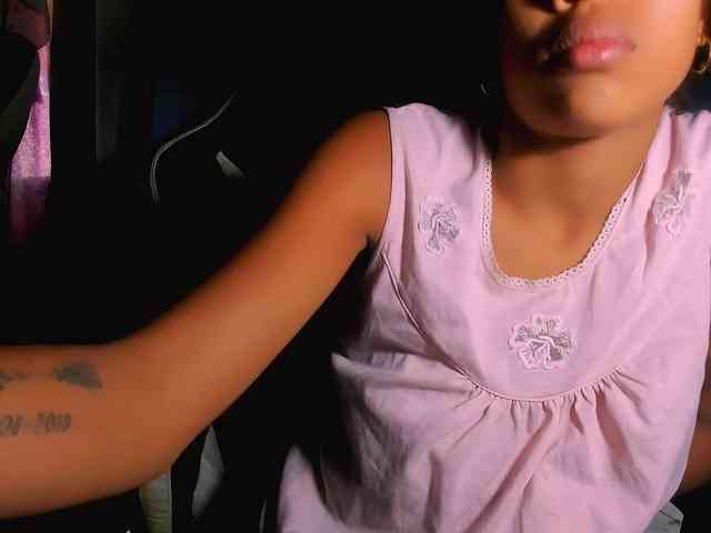 Bad-girl-xxx webcam