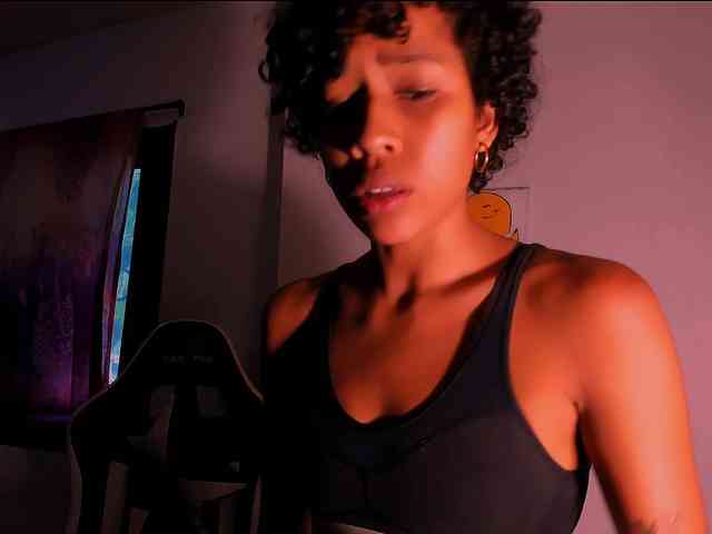 Bad-girl-xxx webcam