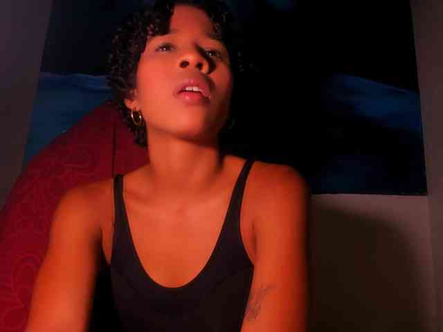 Bad-girl-xxx webcam