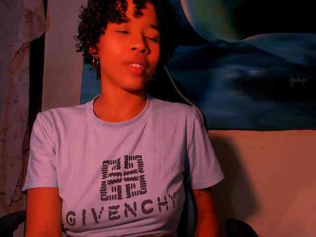 Bad-girl-xxx webcam