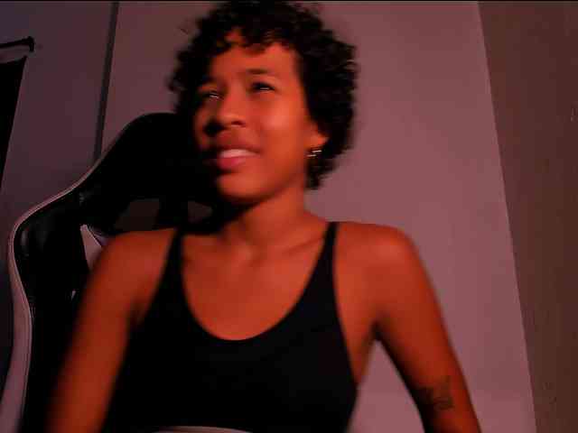 Bad-girl-xxx webcam