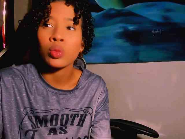 Bad-girl-xxx webcam