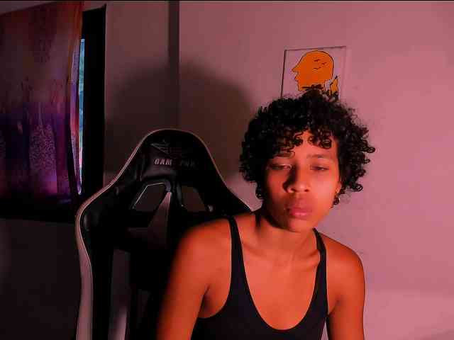 Bad-girl-xxx webcam