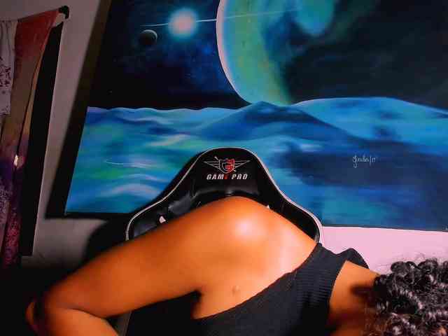 Bad-girl-xxx webcam