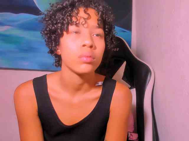 Bad-girl-xxx webcam