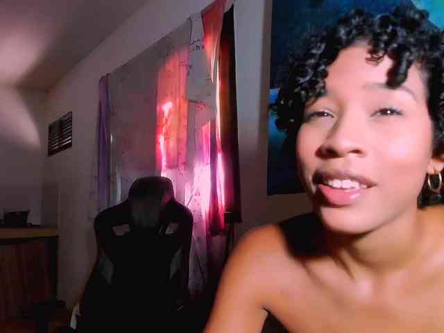 Bad-girl-xxx webcam