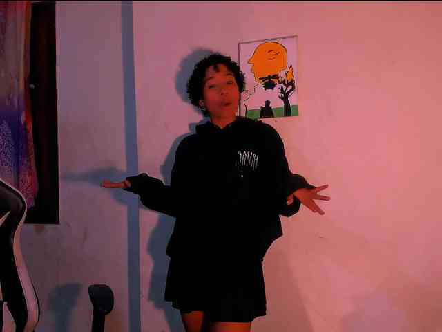 Bad-girl-xxx webcam