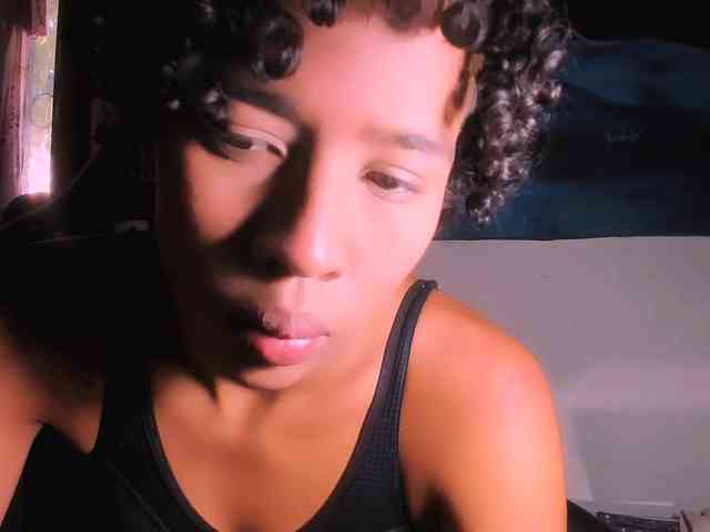 Bad-girl-xxx webcam