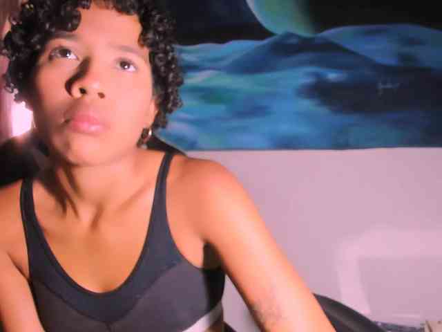Bad-girl-xxx webcam