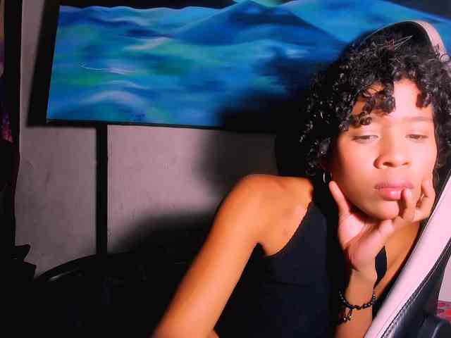 Bad-girl-xxx webcam