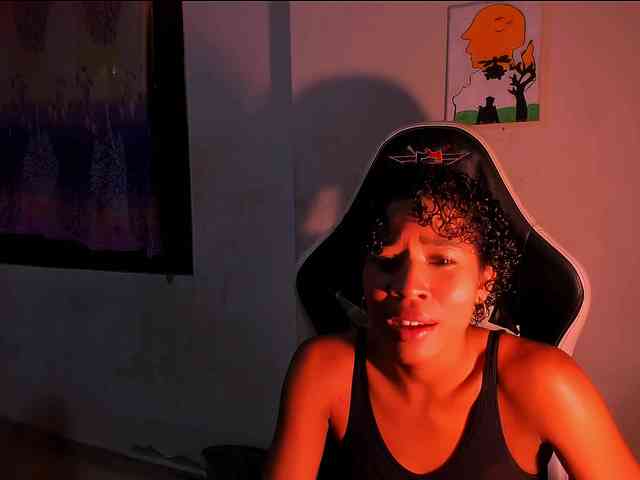 Bad-girl-xxx webcam
