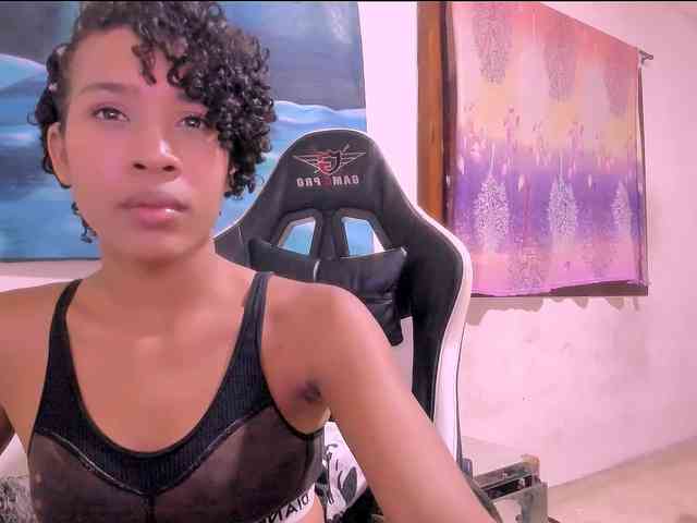 Bad-girl-xxx webcam