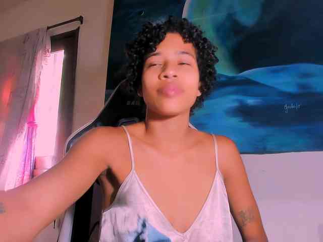 Bad-girl-xxx webcam