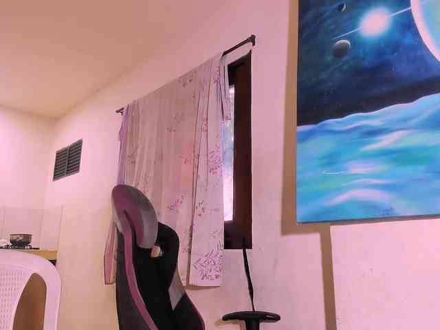 Bad-girl-xxx webcam