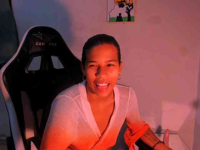 Bad-girl-xxx webcam