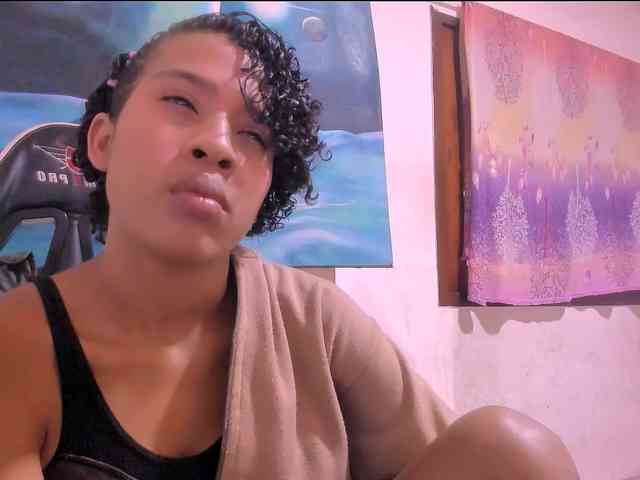 Bad-girl-xxx webcam