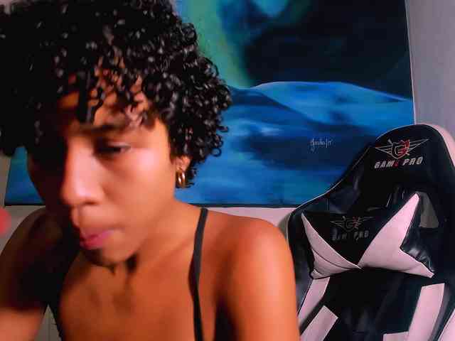 Bad-girl-xxx webcam