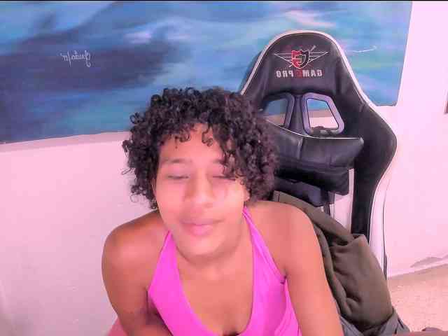 Bad-girl-xxx webcam