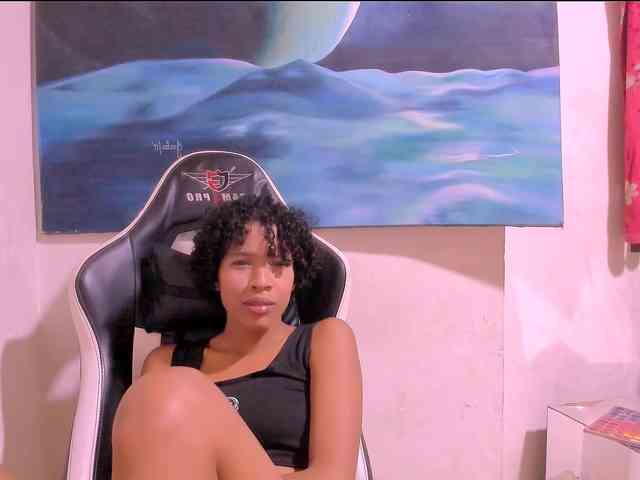 Bad-girl-xxx webcam