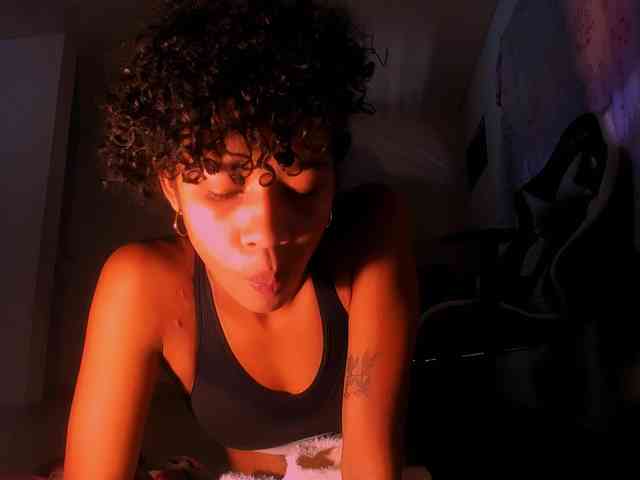 Bad-girl-xxx webcam
