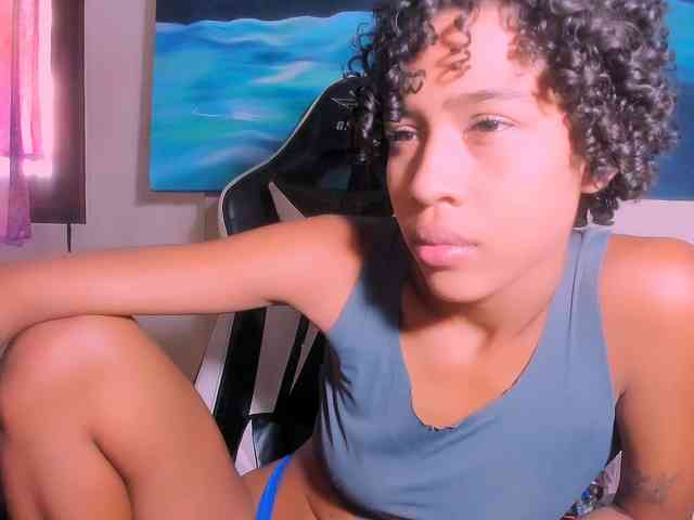 Bad-girl-xxx webcam