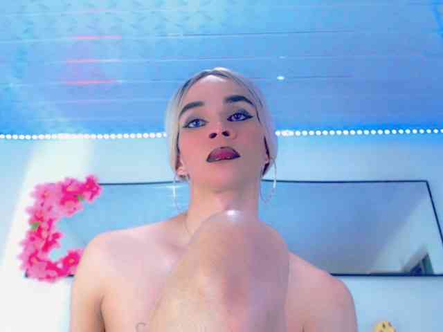 KateHadid Live Webcam on BongaCams
