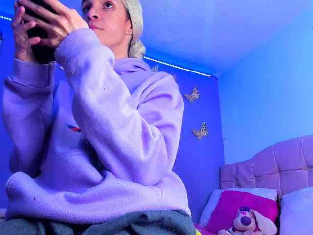 KateHadid Live Webcam on BongaCams