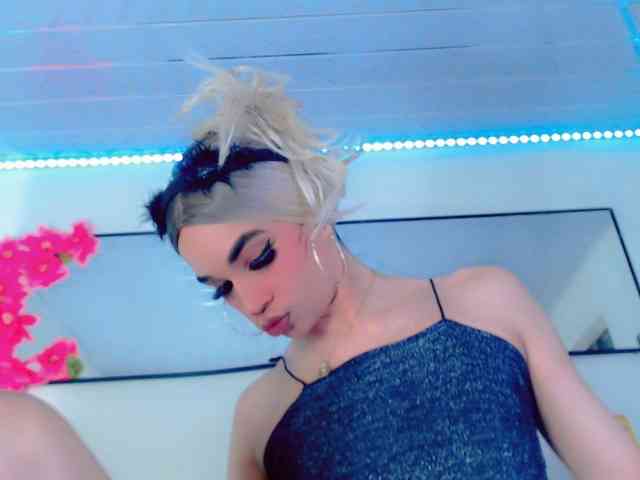 KateHadid Live Webcam on BongaCams